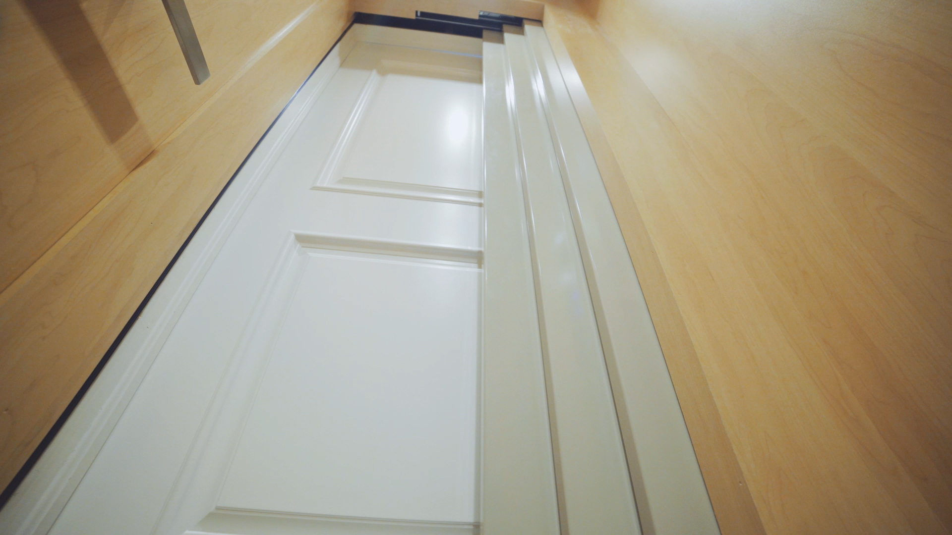 Cambridge_elevator_1